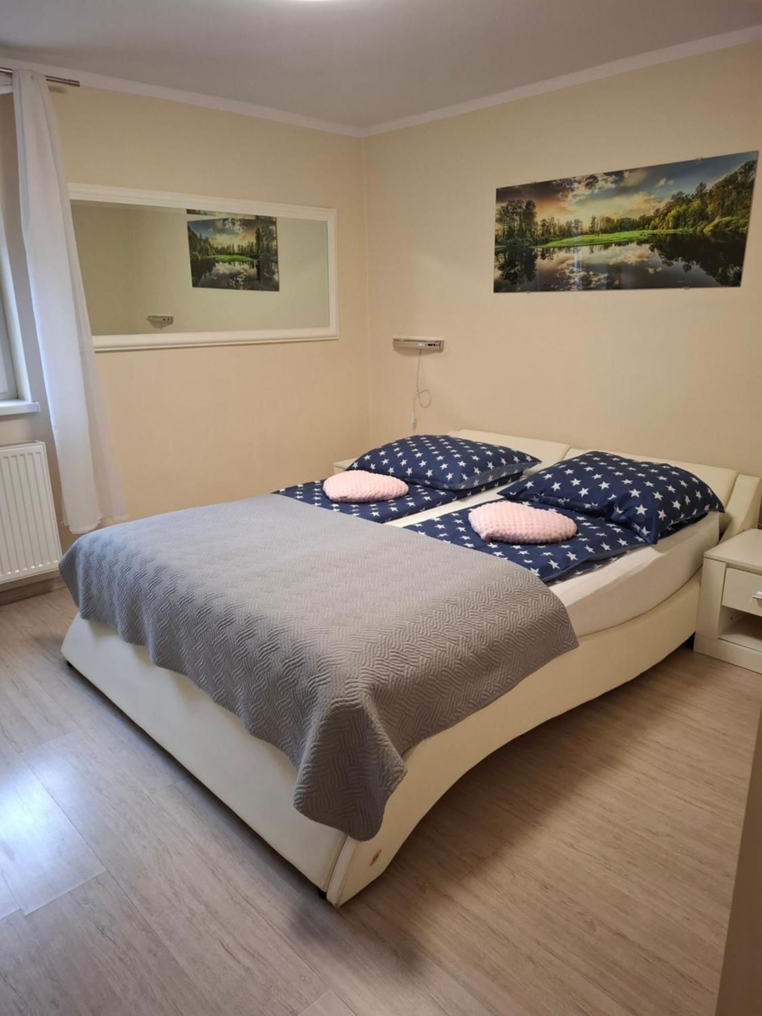 Apartament Wlodek Jelenia Góra Екстериор снимка