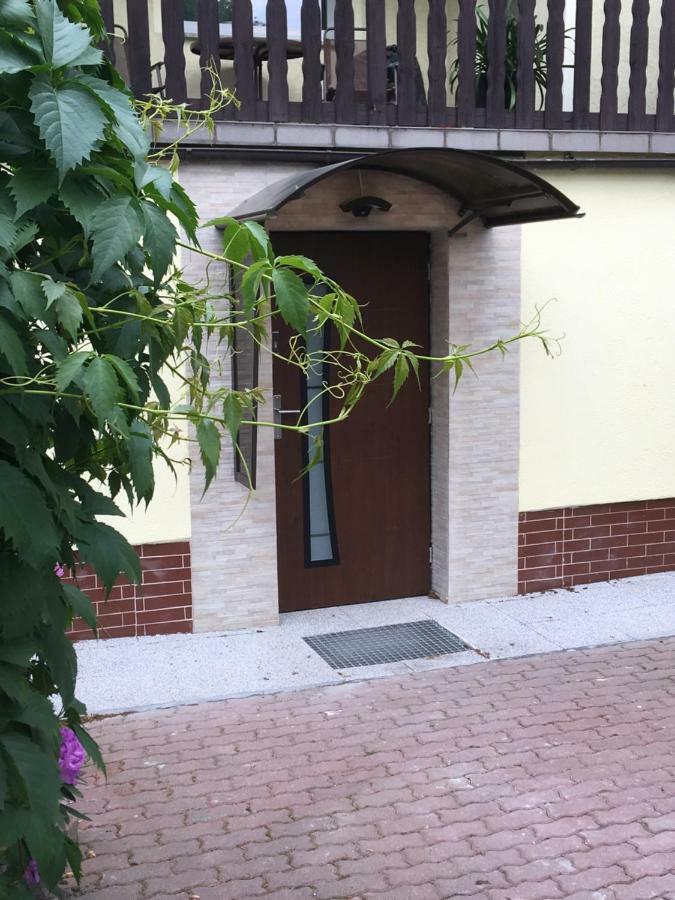 Apartament Wlodek Jelenia Góra Екстериор снимка